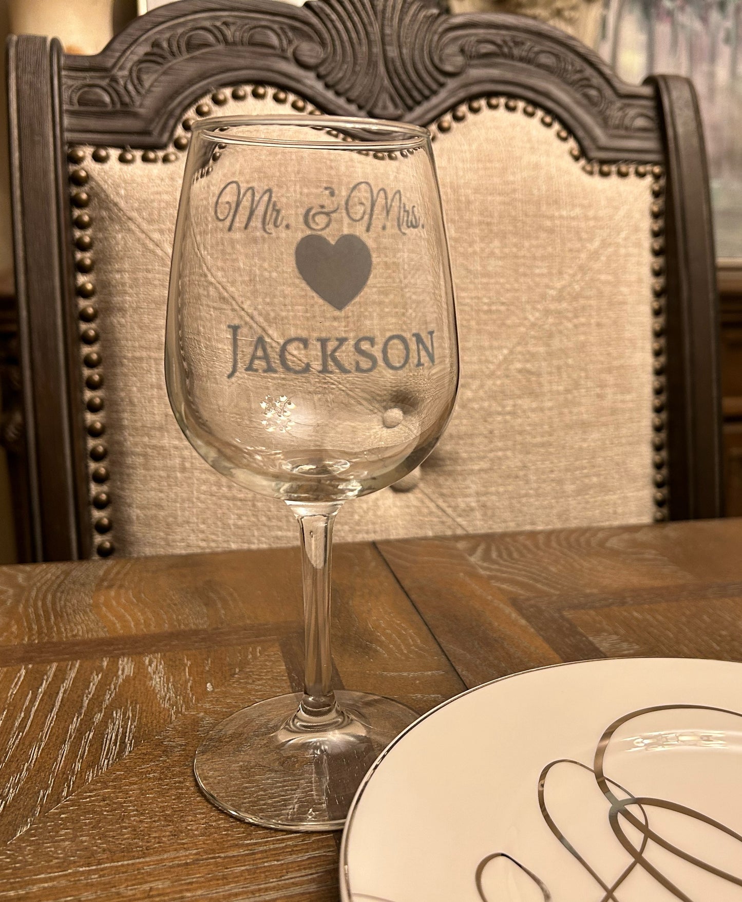Engraved Mr. & Mrs. Heart & Name Wine Glass Set