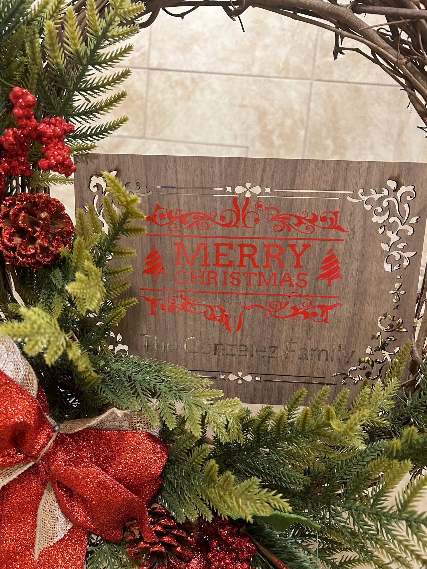 Grapevine Christmas Card Wreath in Red
