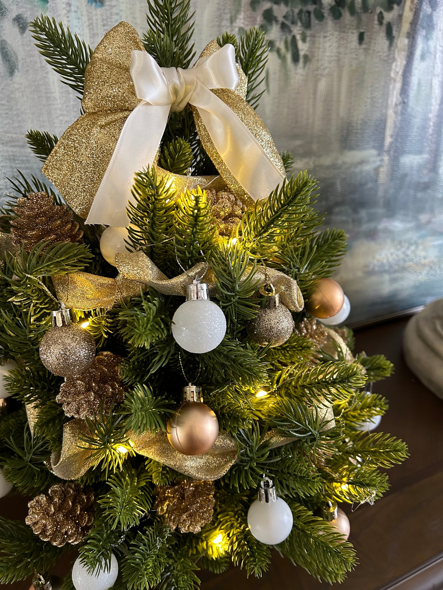 Table Top Christmas Tree in Gold & White