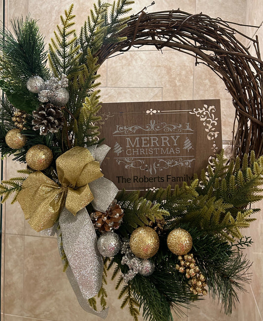 Grapevine Christmas Card Wreath in Silver & Gold