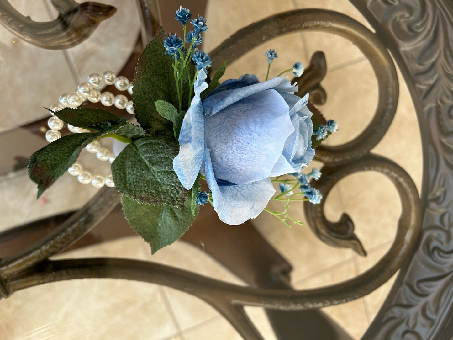 Light Blue Rose & Baby’s Breath Pearl Wristband Corsage