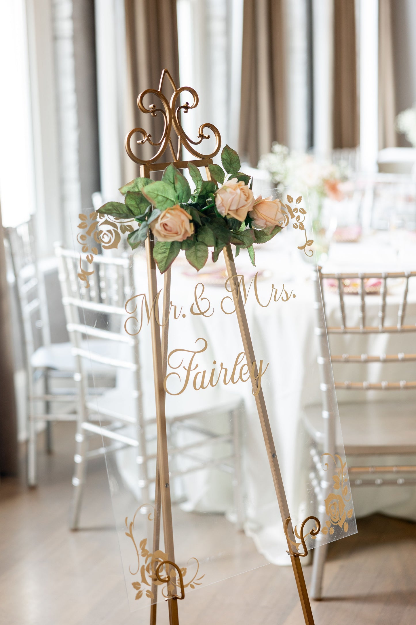 Personalized Mr. & Mrs. Sweetheart Roses Sign